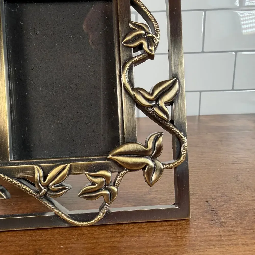 Vintage Brass Ivy Vine Trellis Multi Photo Frame Open Work Collage 4x6
